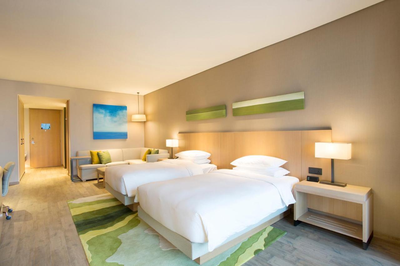 Hyatt Place Sanya City Center Dış mekan fotoğraf